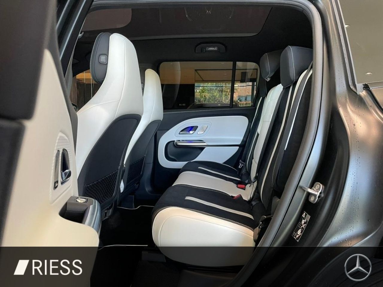 Mercedes-Benz GLB – Bild 4