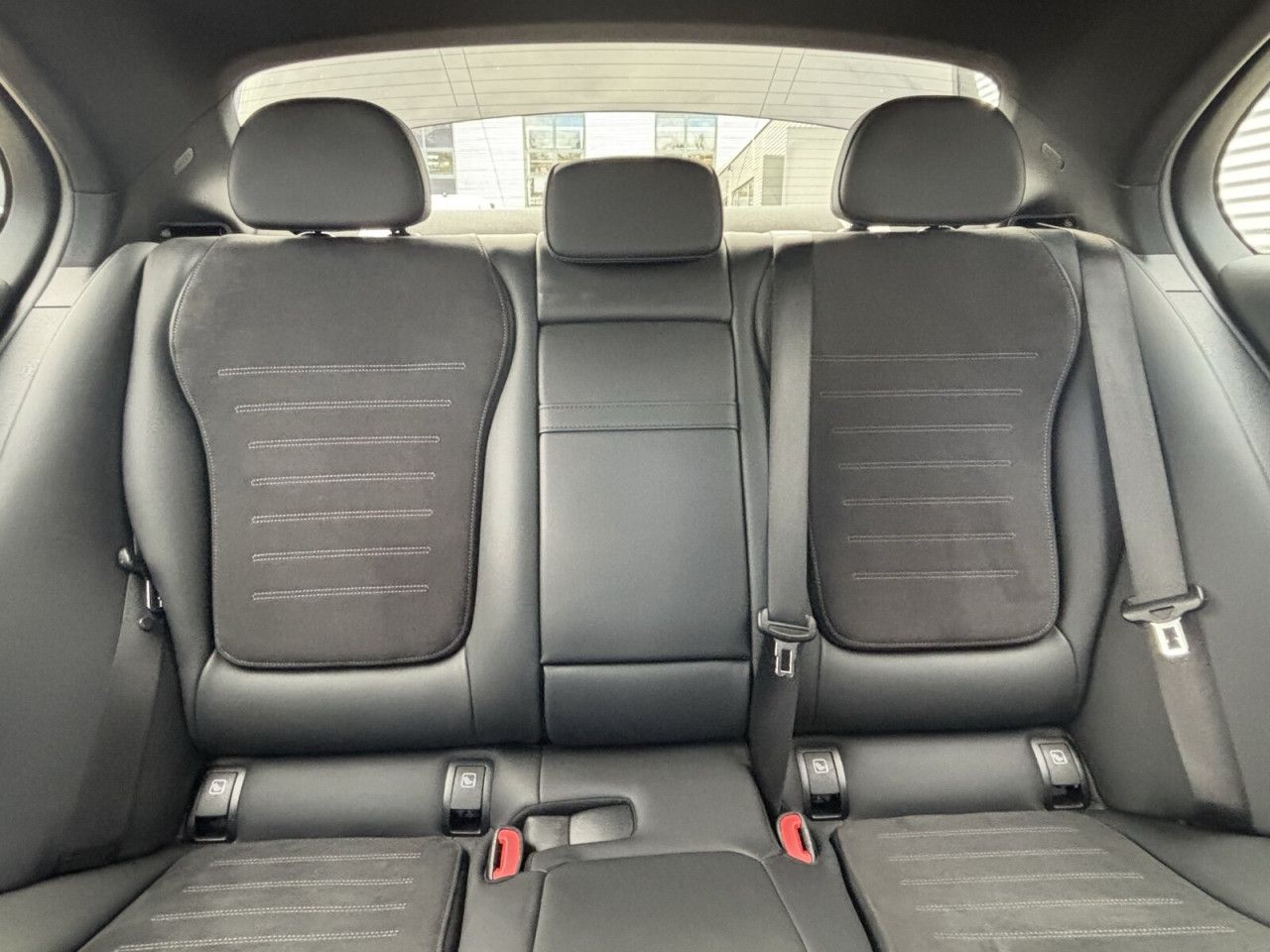 Mercedes-Benz C-Klasse – Bild 19