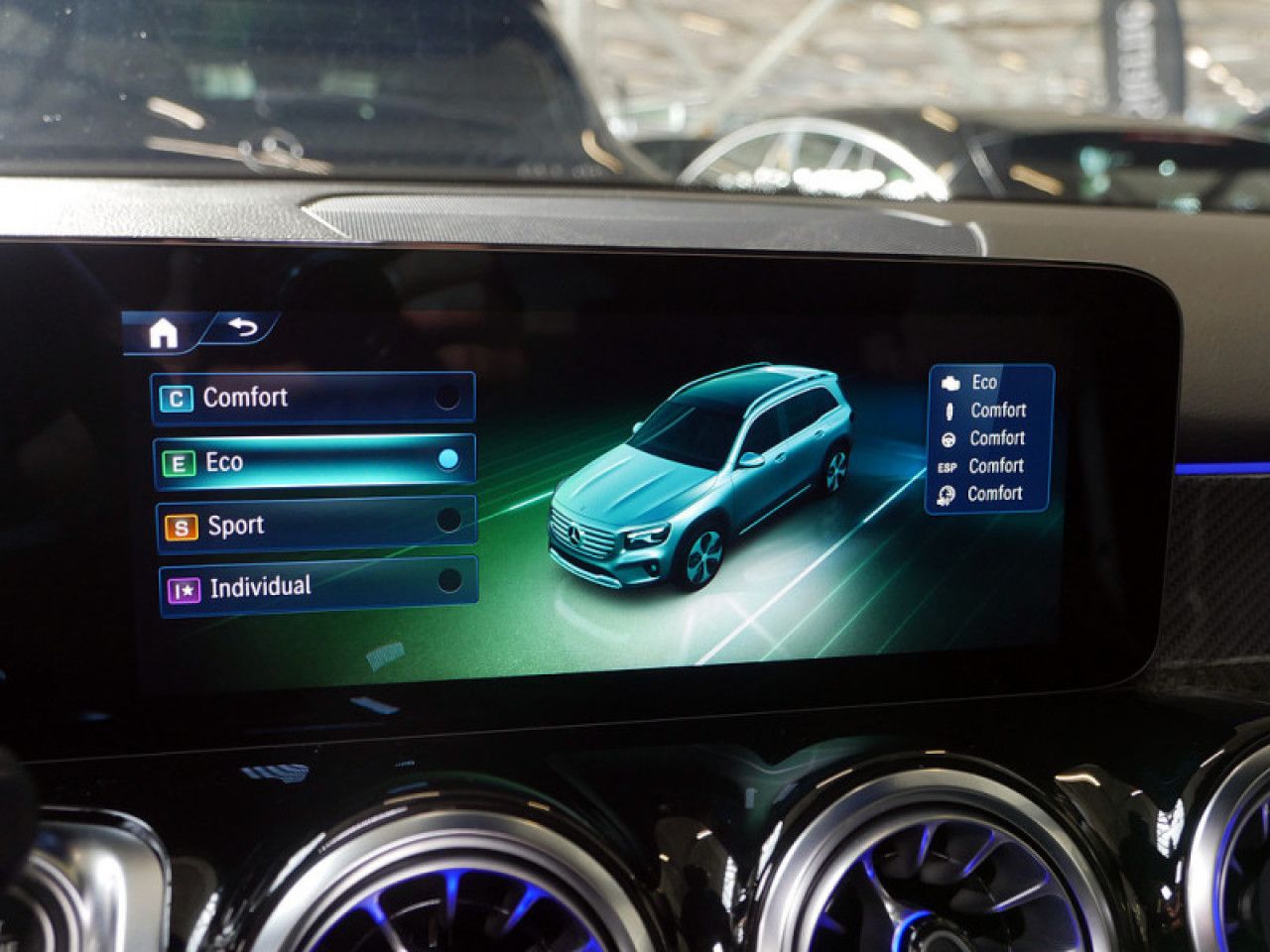 Mercedes-Benz GLB – Bild 19