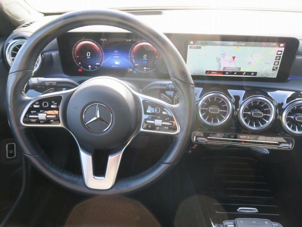 Fahrzeugbild 11 / 12