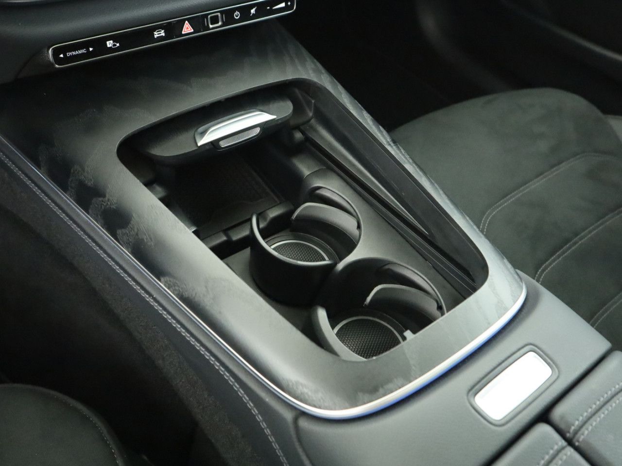 Mercedes-Benz E-Klasse – Bild 15