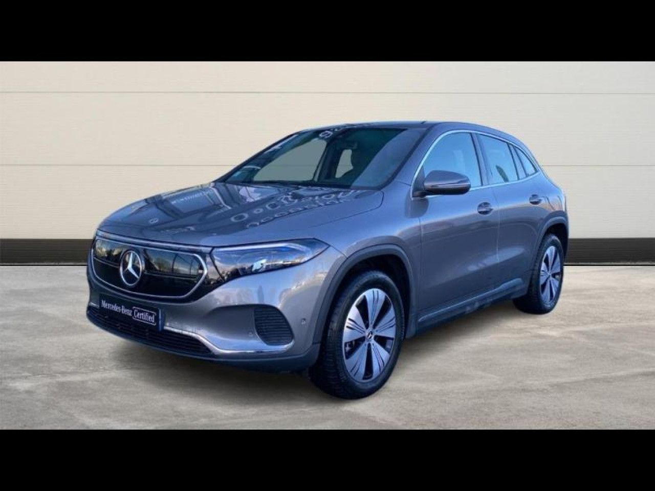 Photo du v&eacute;hicule 1 / 18