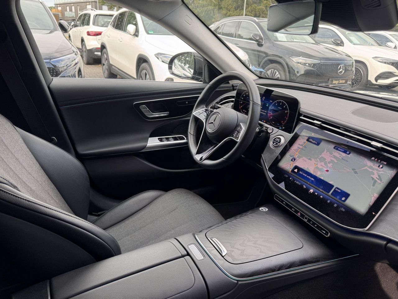 Mercedes-Benz E-Klasse – Bild 16