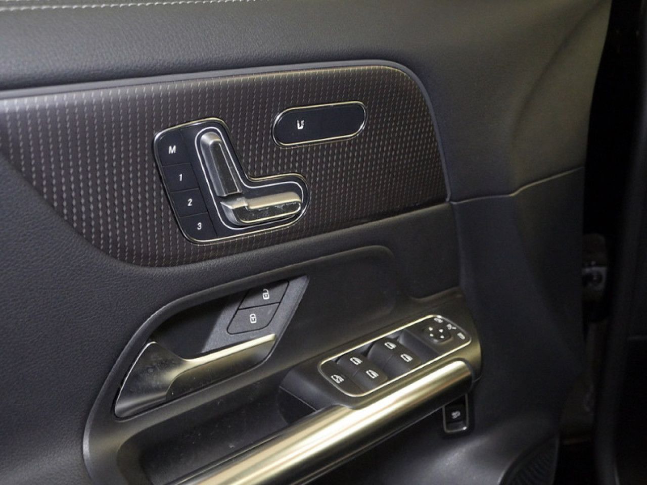 Fahrzeugbild 12 / 20