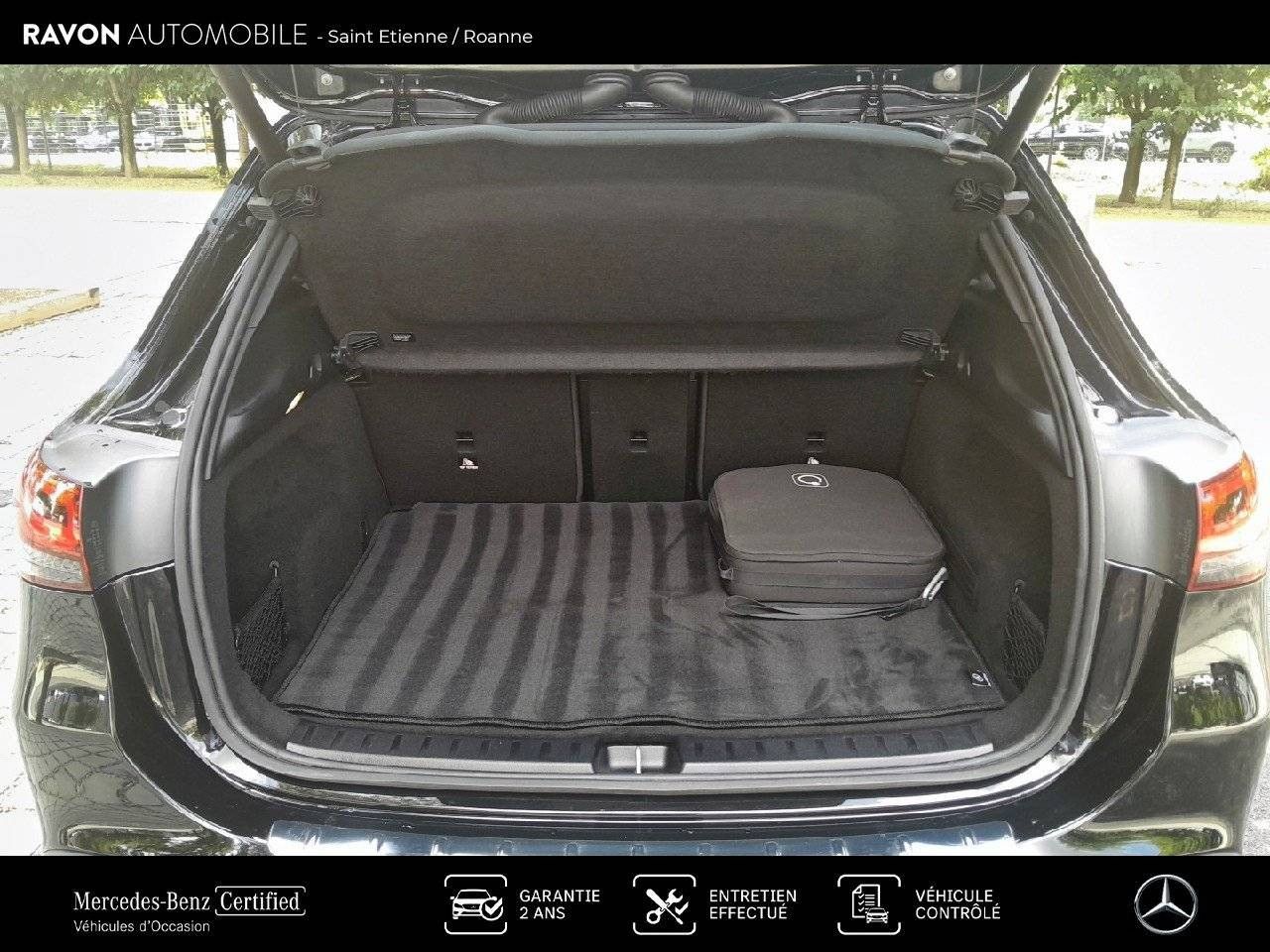 Photo du v&eacute;hicule 13 / 18