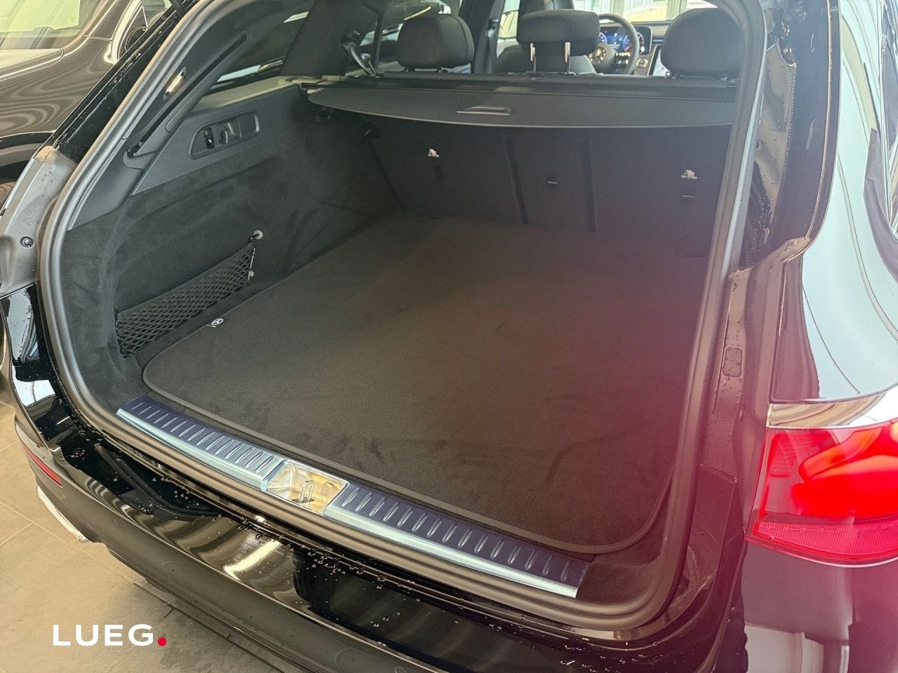 Mercedes-Benz E-Klasse – Bild 15