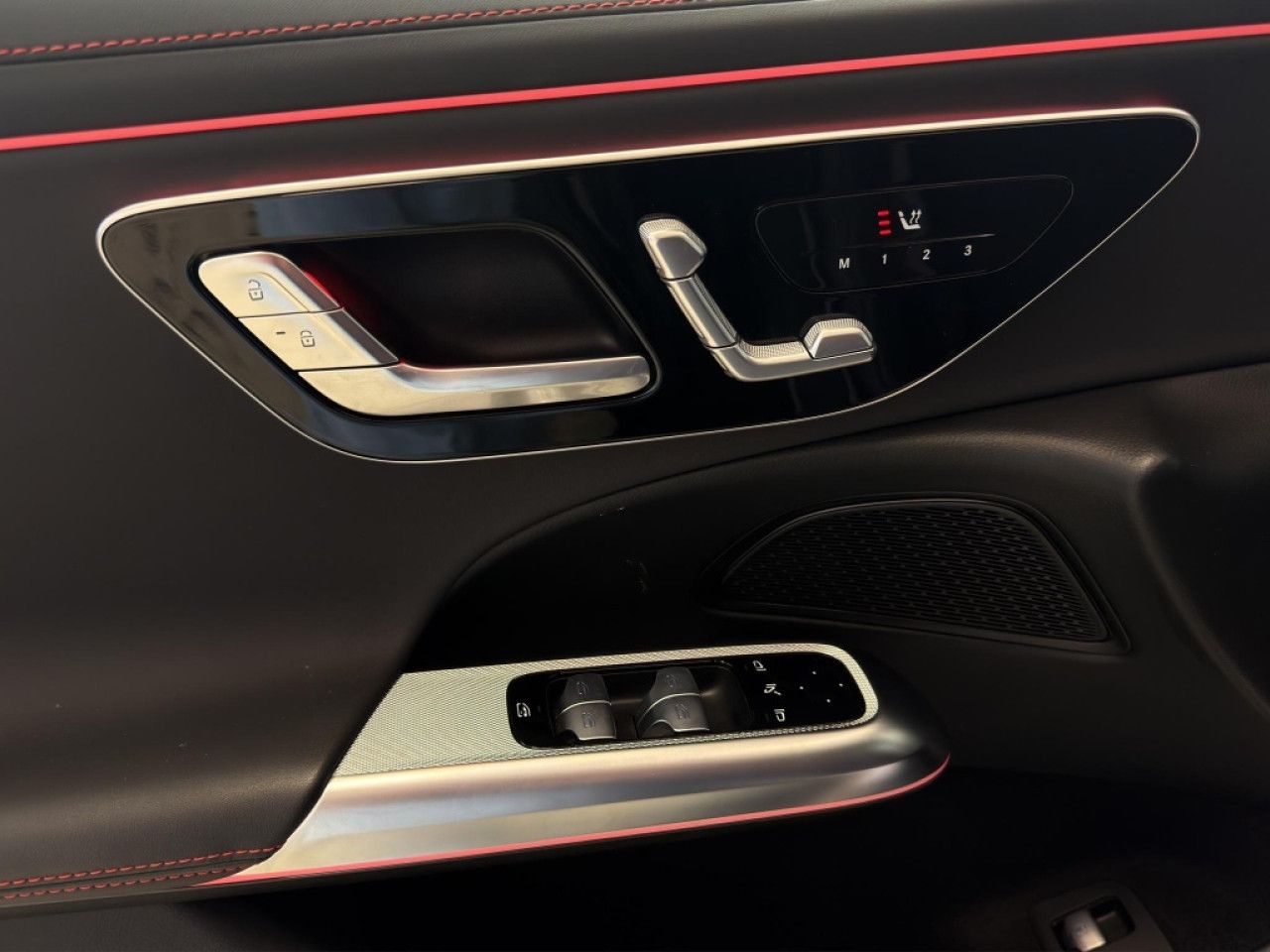 Mercedes-Benz E-Klasse – Bild 6