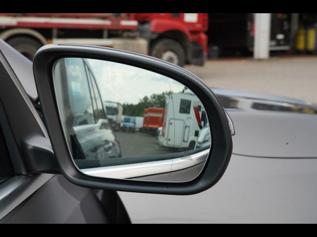 Fahrzeugbild 24 / 30