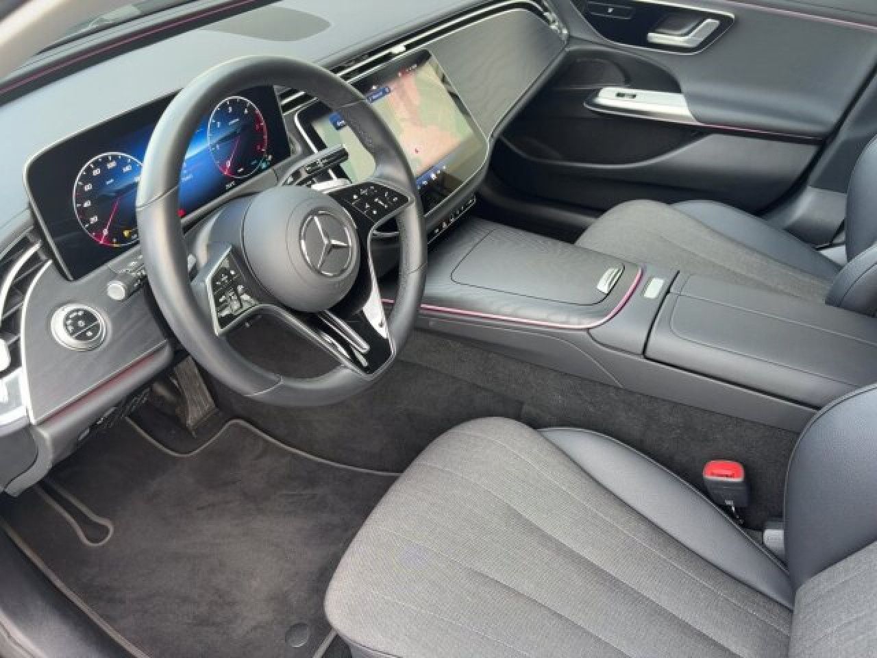 Mercedes-Benz E-Klasse – Bild 8