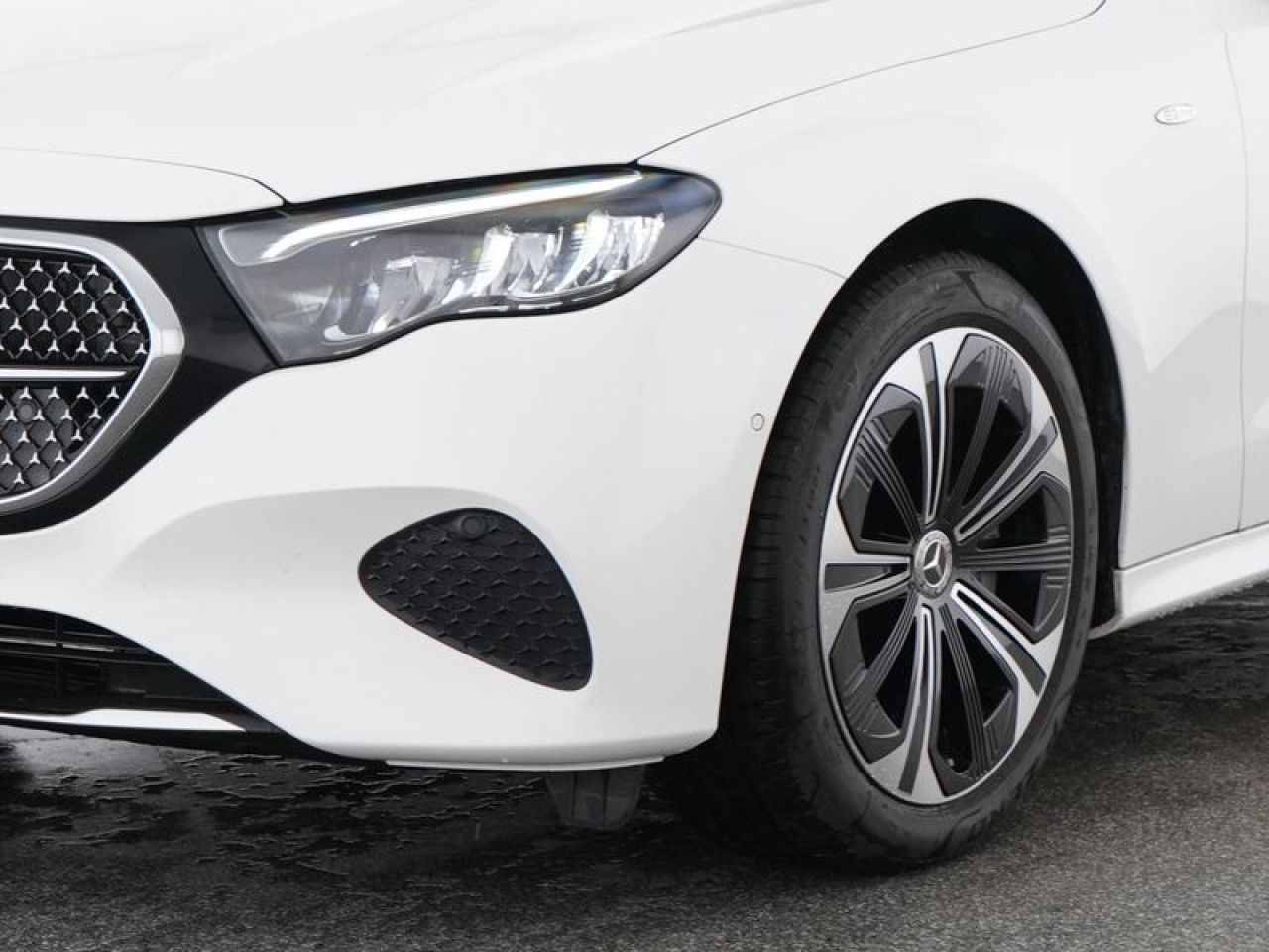 Mercedes-Benz E-Klasse – Bild 3