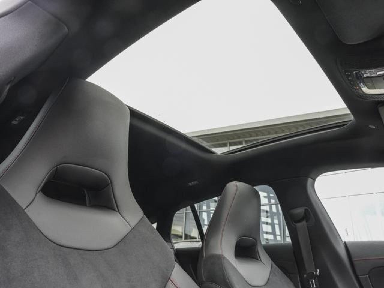 Fahrzeugbild 9 / 19