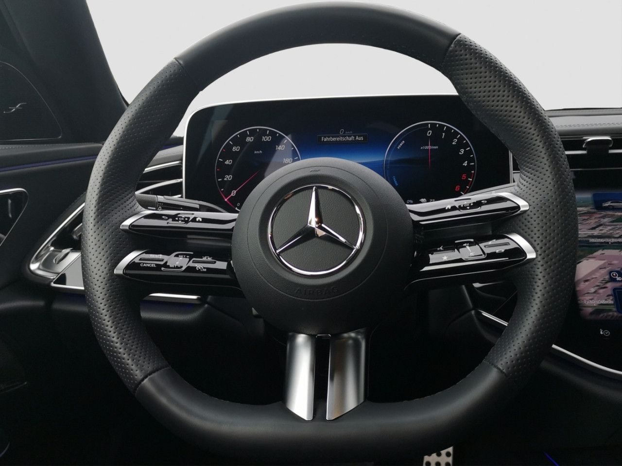 Mercedes-Benz E-Klasse – Bild 10