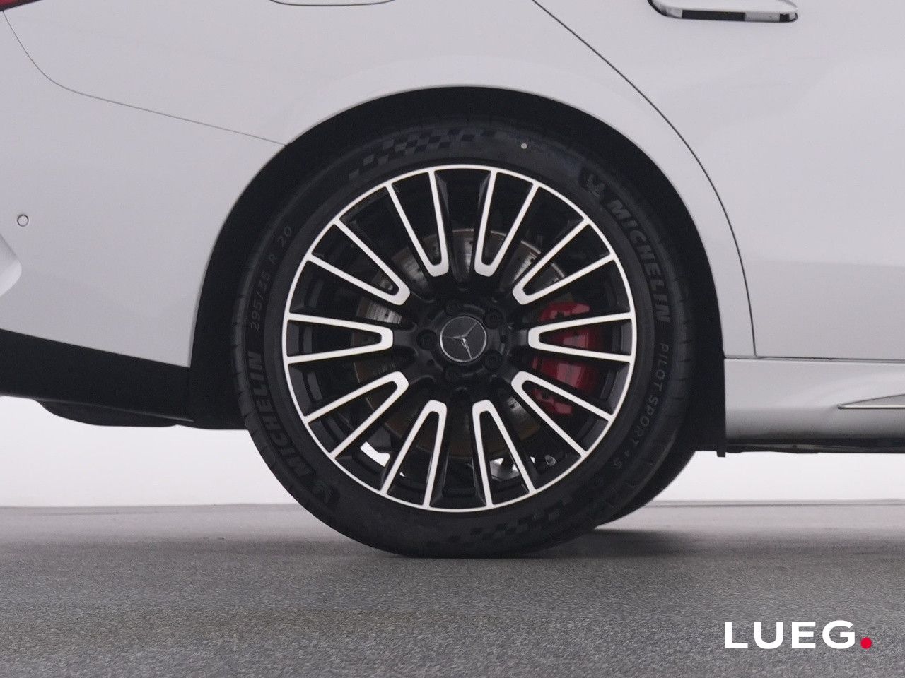Mercedes-Benz E-Klasse – Bild 22
