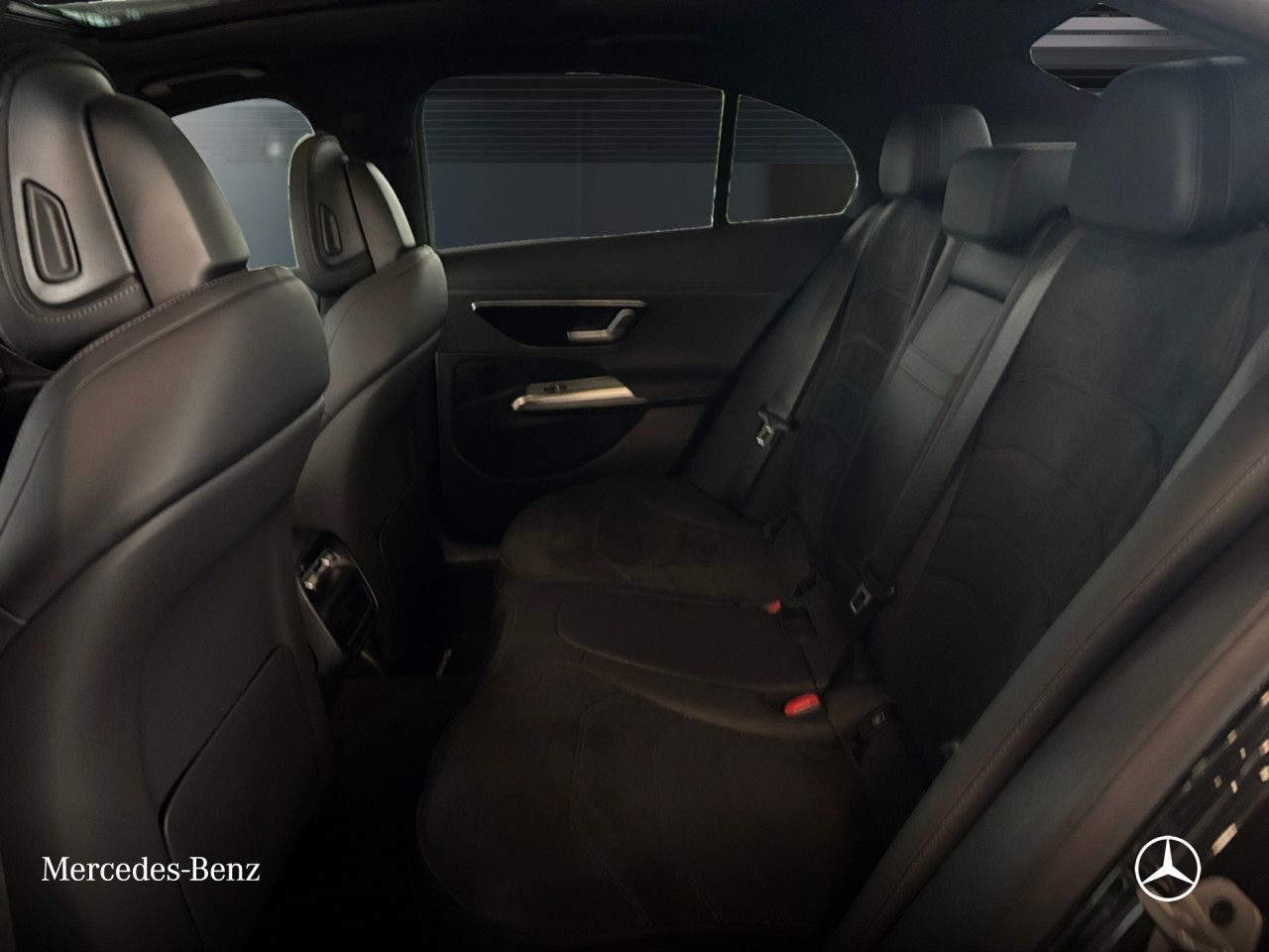 Mercedes-Benz E-Klasse – Bild 15
