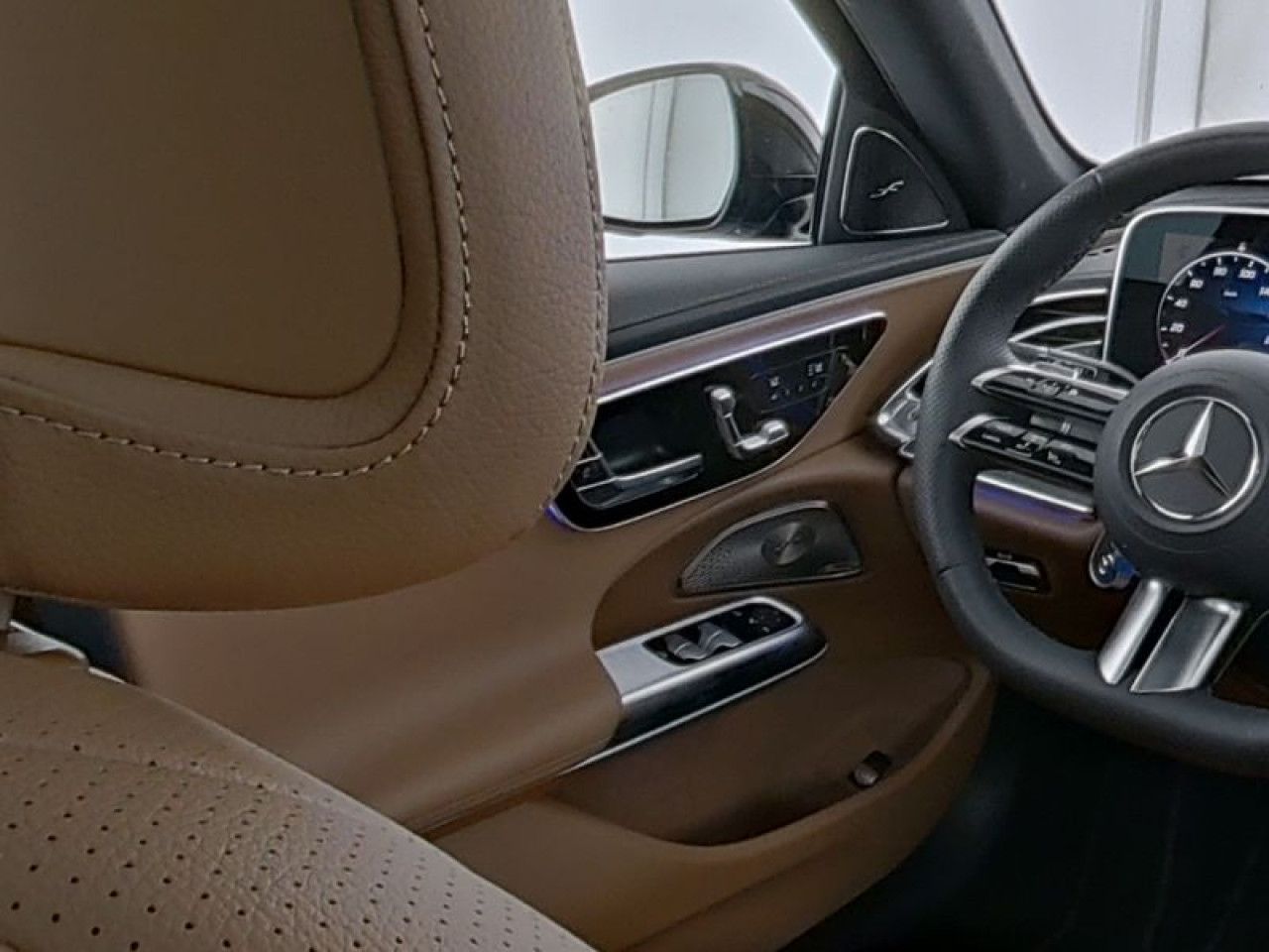 Mercedes-Benz E-Klasse – Bild 8
