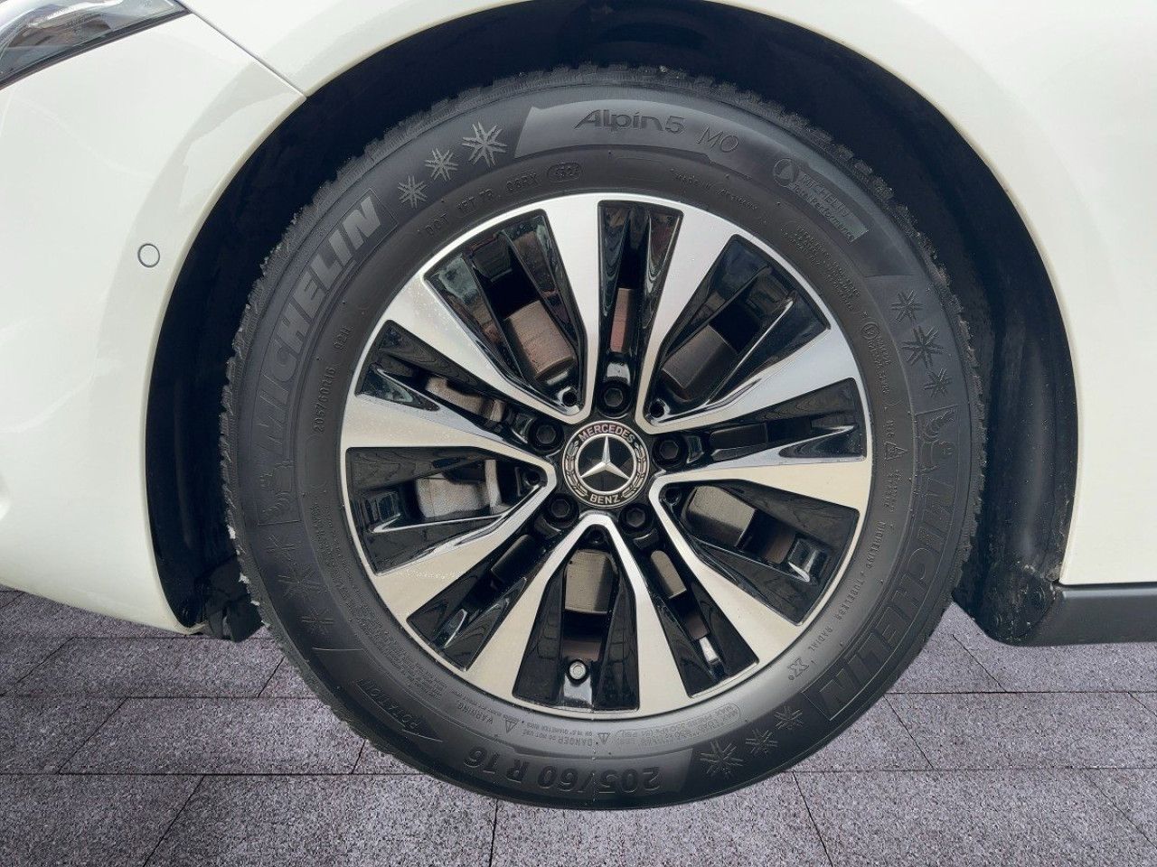 Fahrzeugbild 13 / 16