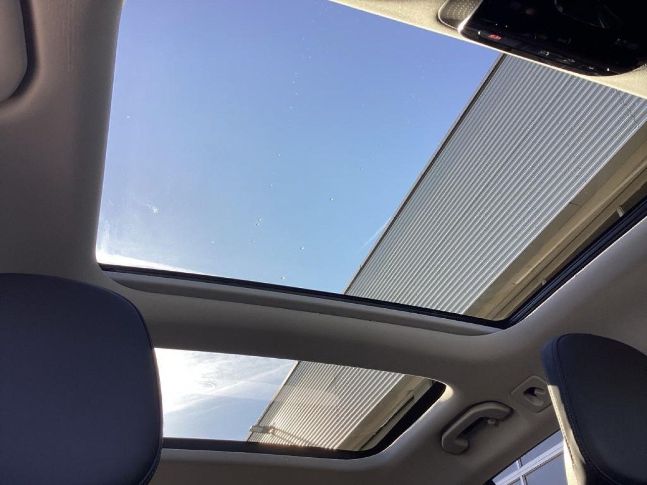 Fahrzeugbild 17 / 19