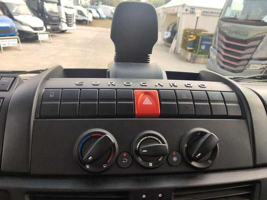 IVECO | 180E28/P ISOTERMICO CON FRIGO E SPONDA