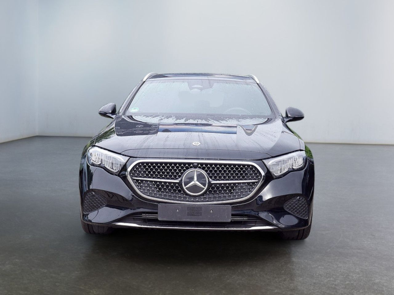 Mercedes-Benz E-Klasse – Bild 2