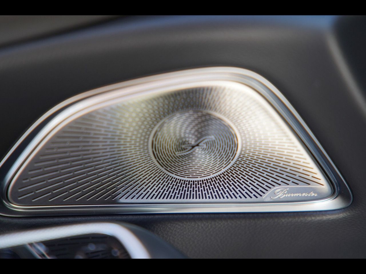 Mercedes-Benz E-Klasse – Bild 22