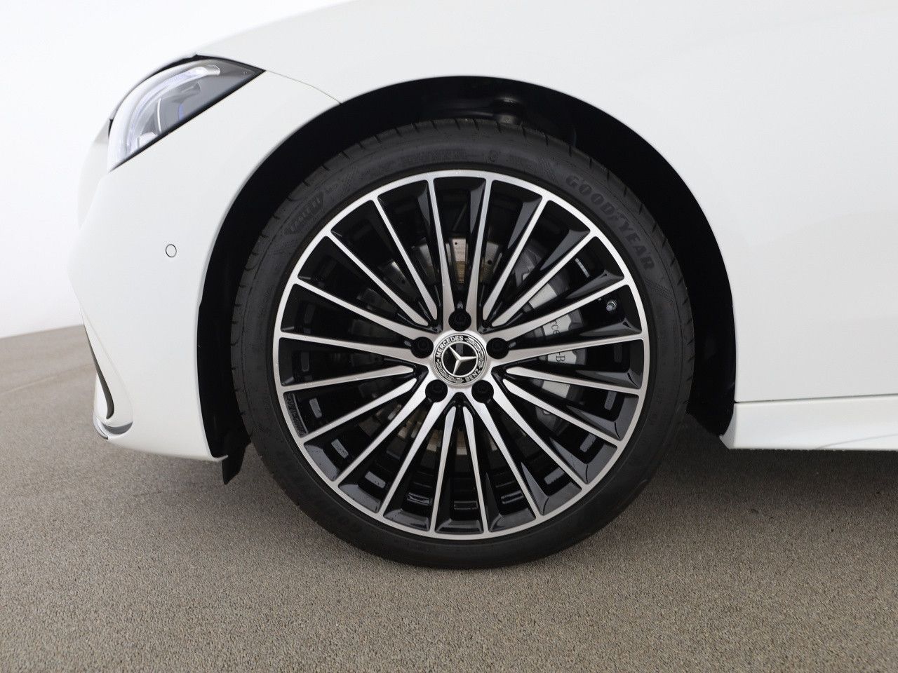 Mercedes-Benz C-Klasse – Bild 15