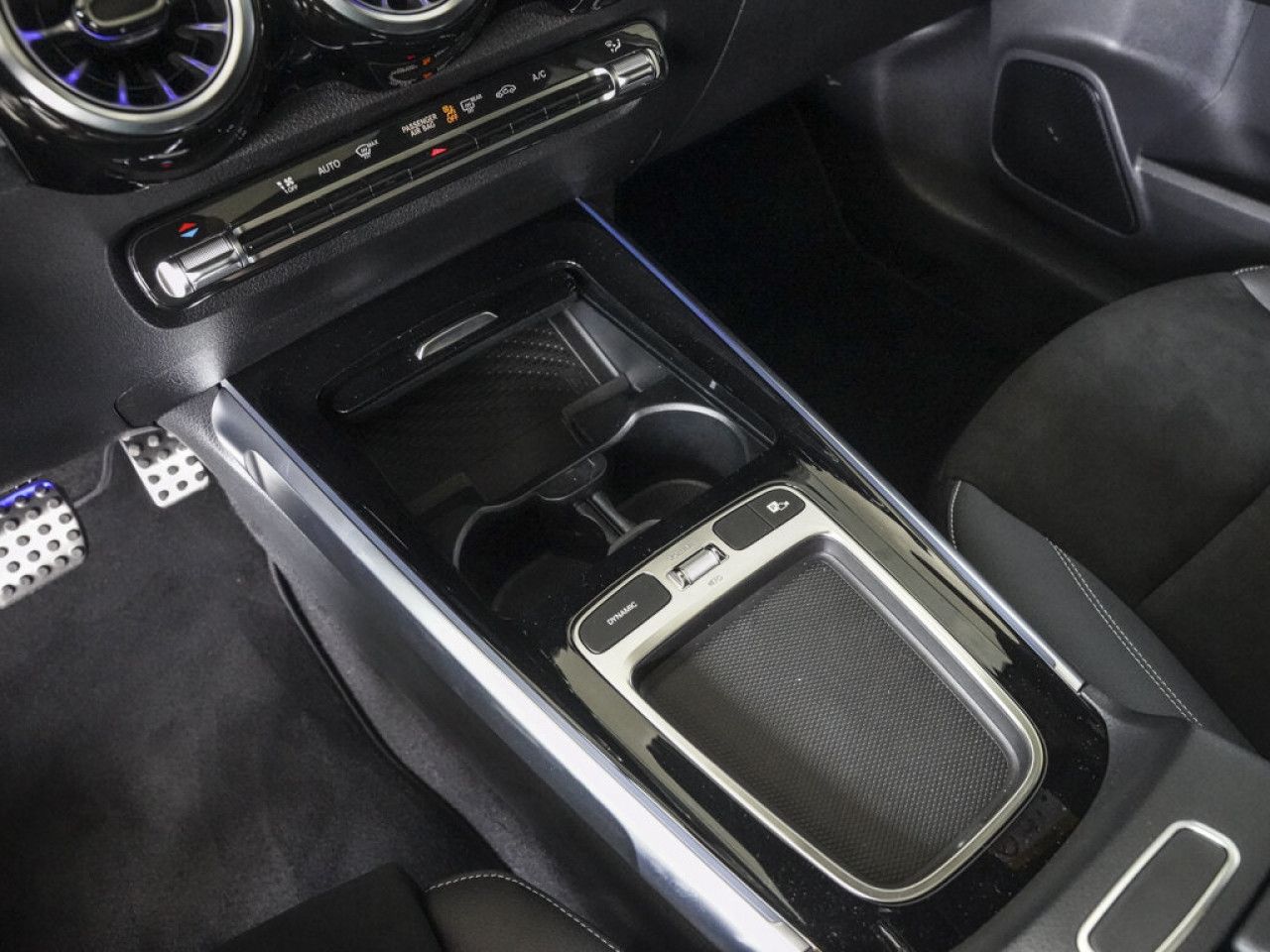 Mercedes-Benz GLB – Bild 13