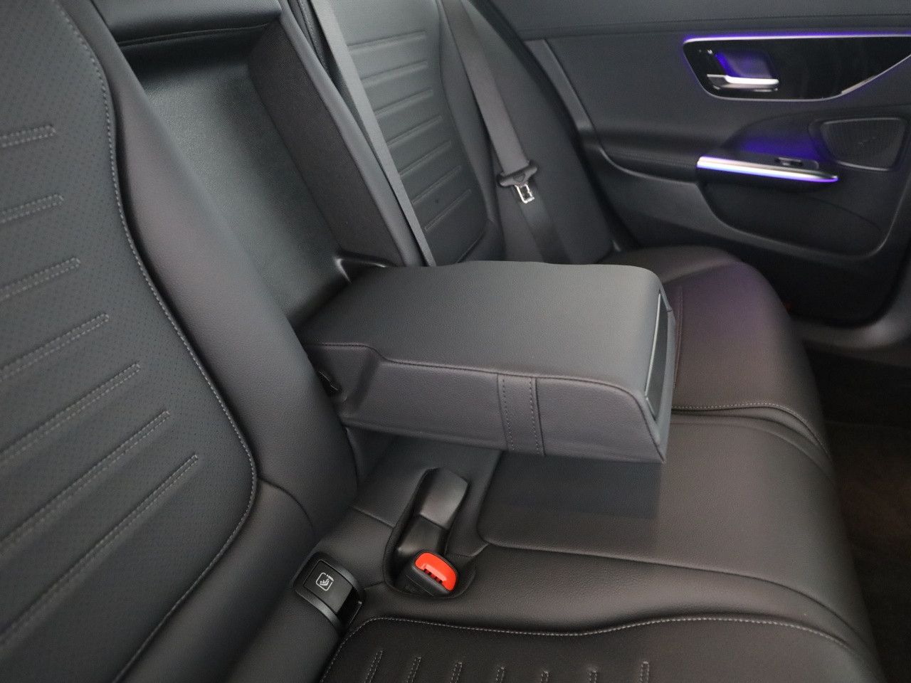 Mercedes-Benz C-Klasse – Bild 21