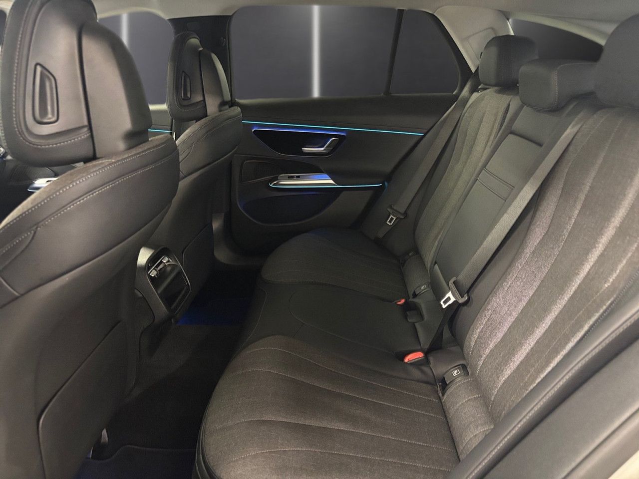 Mercedes-Benz E-Klasse – Bild 14
