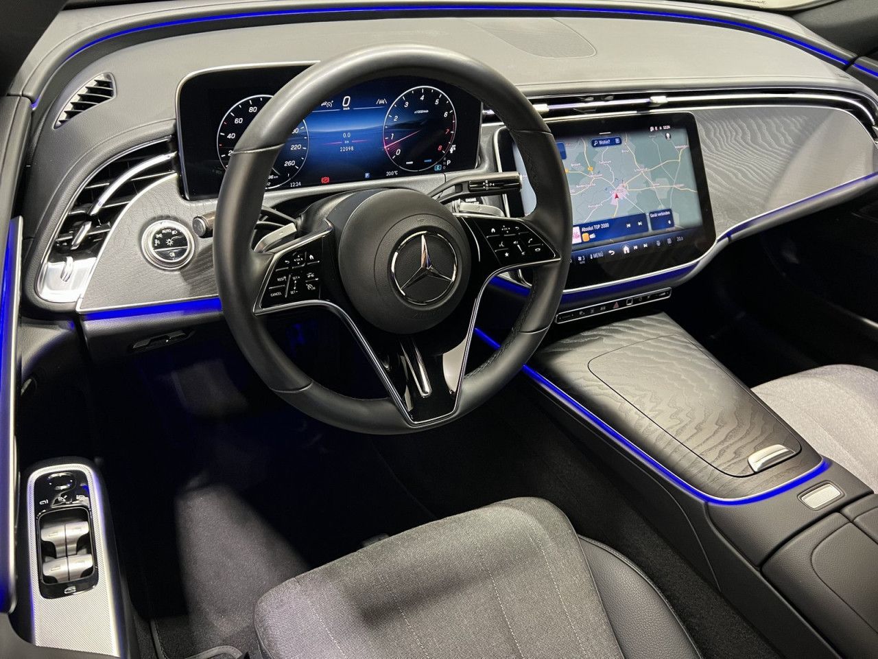 Mercedes-Benz E-Klasse – Bild 19