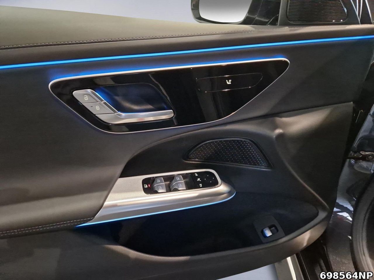 Mercedes-Benz E-Klasse – Bild 13