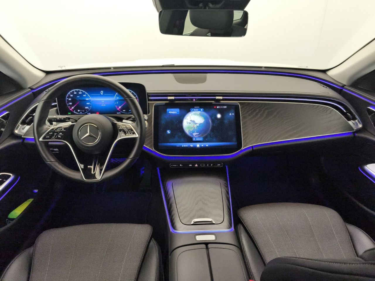 Mercedes-Benz E-Klasse – Bild 18
