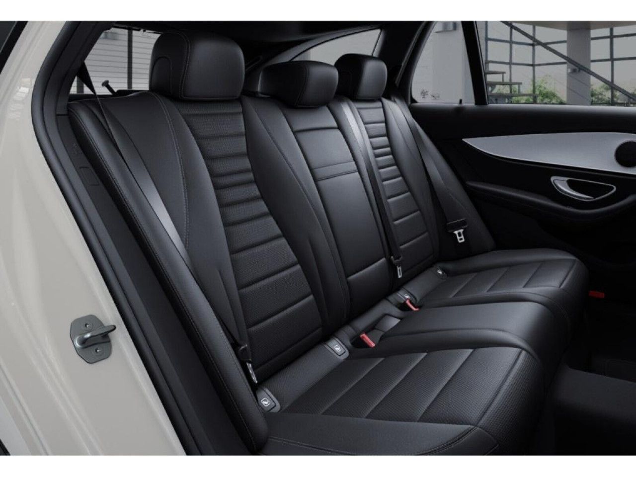 Mercedes-Benz E-Klasse – Bild 9