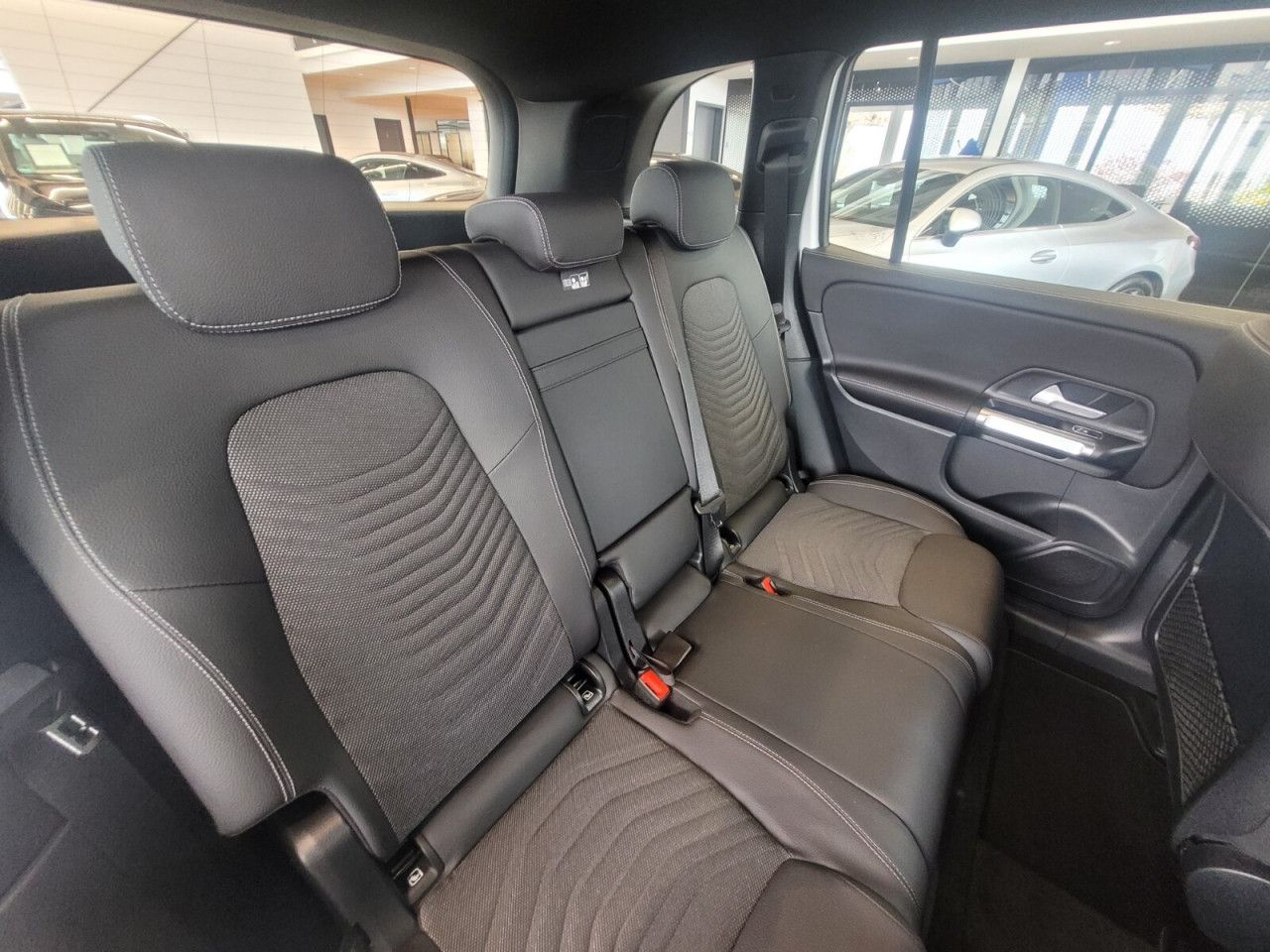 Mercedes-Benz GLB – Bild 9