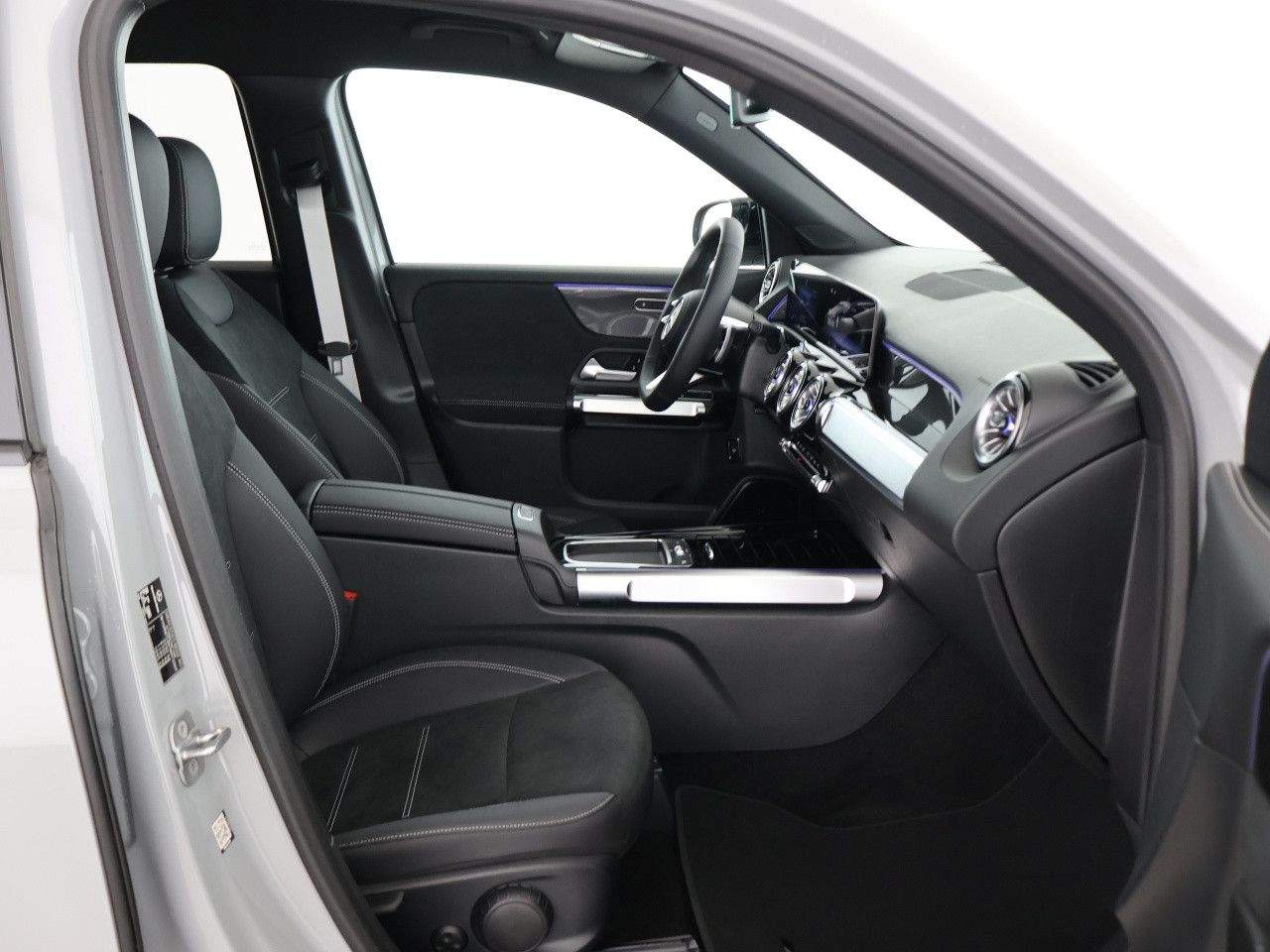Mercedes-Benz GLB – Bild 9
