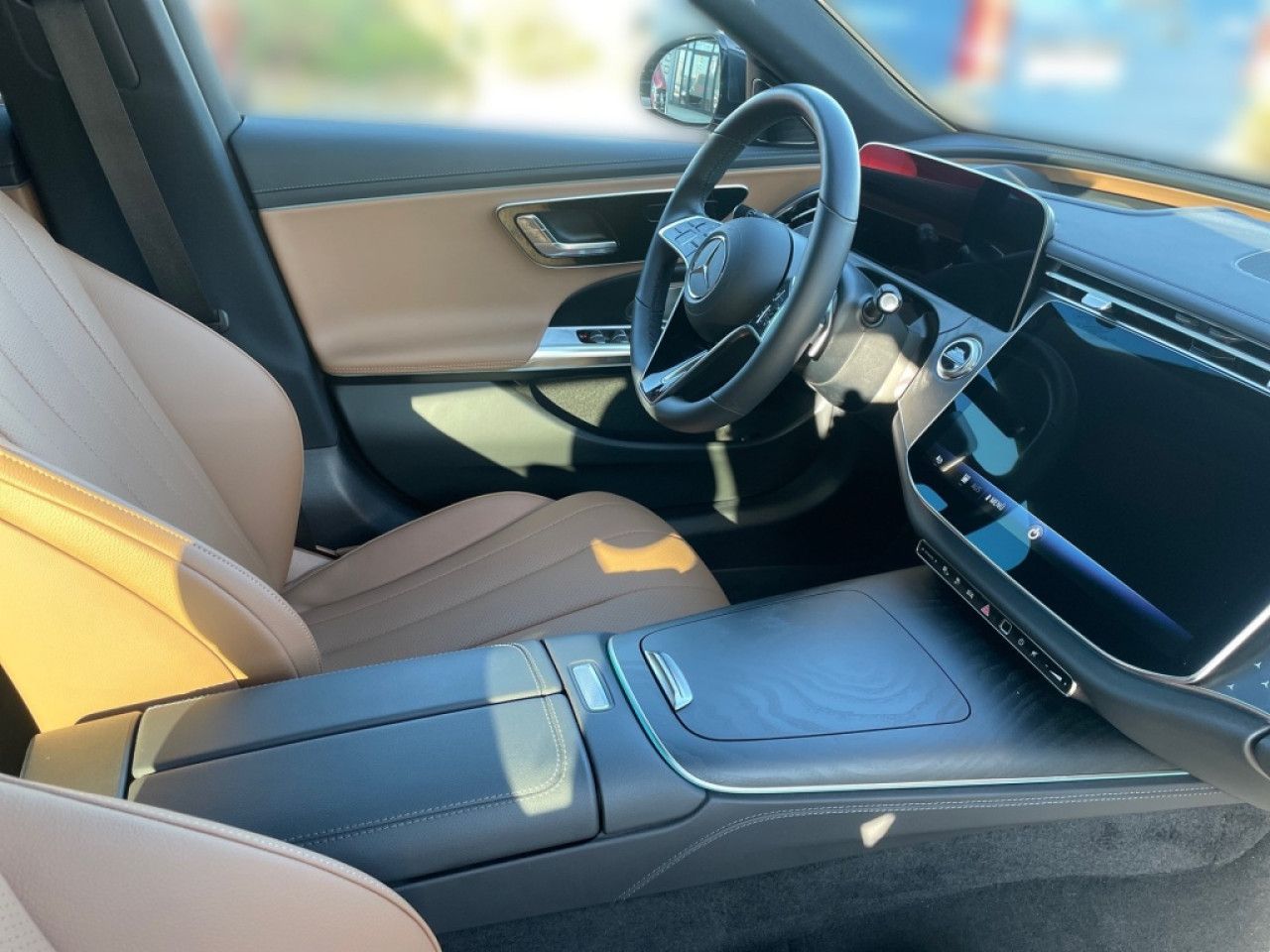 Mercedes-Benz E-Klasse – Bild 8