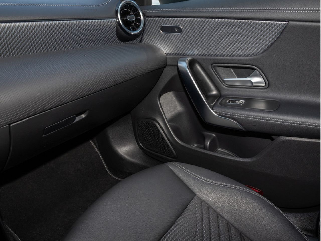 Fahrzeugbild 18 / 25