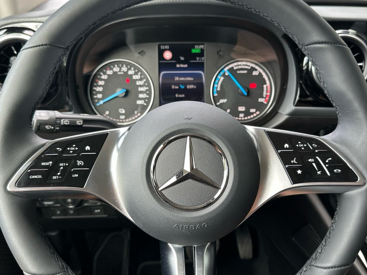 Mercedes-Benz EQT – Bild 5