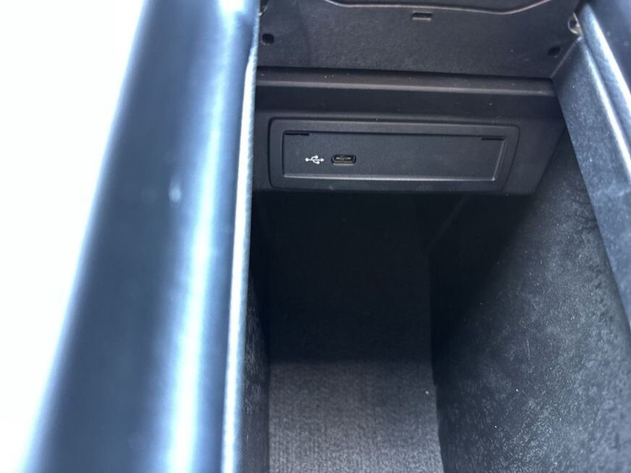 Fahrzeugbild 26 / 30