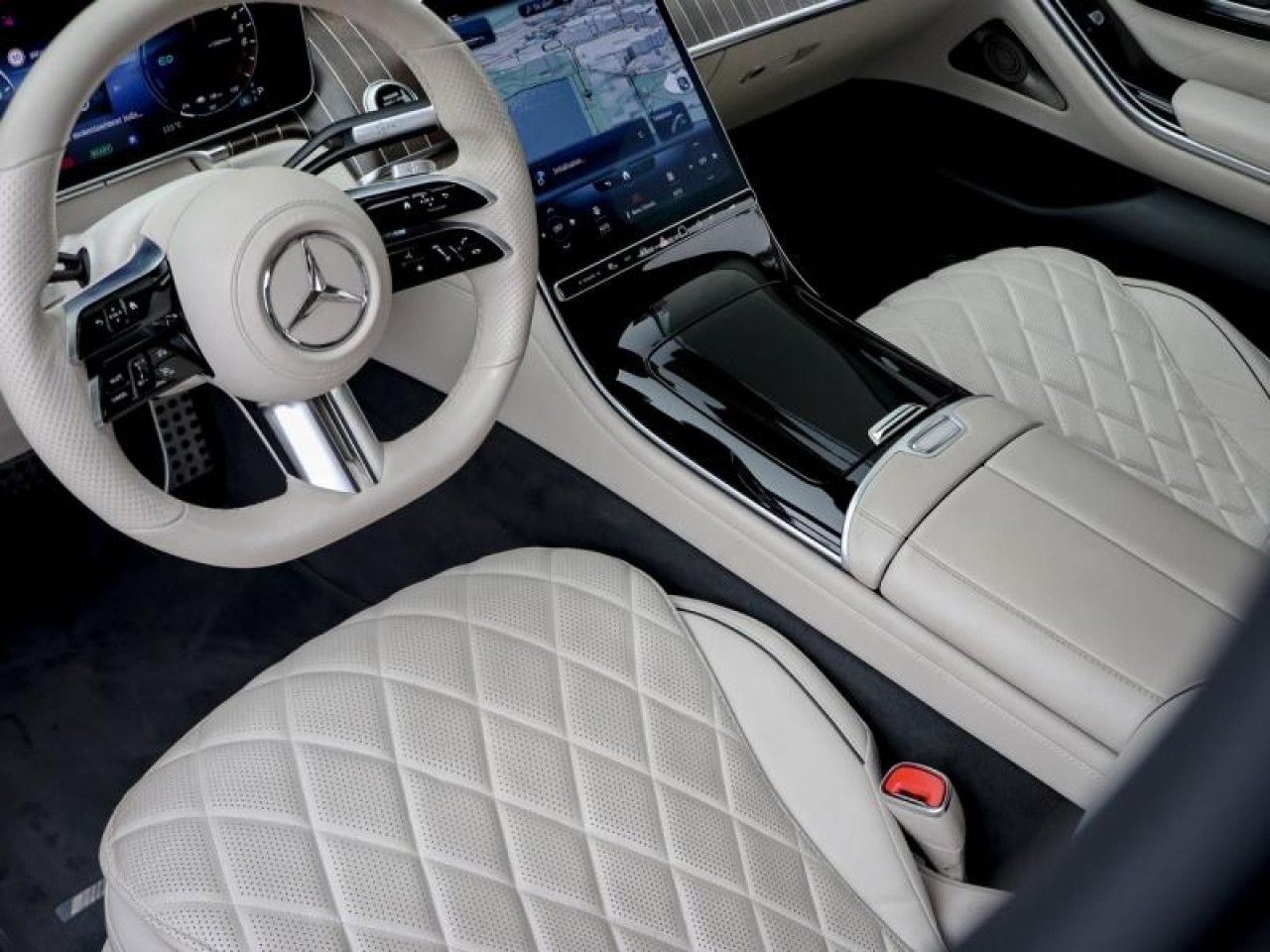 Photo du v&eacute;hicule 14 / 18