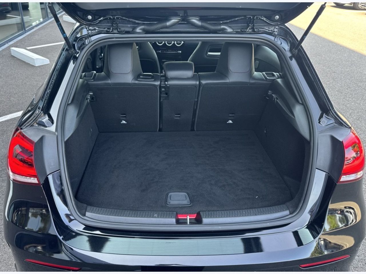 Photo du v&eacute;hicule 9 / 18