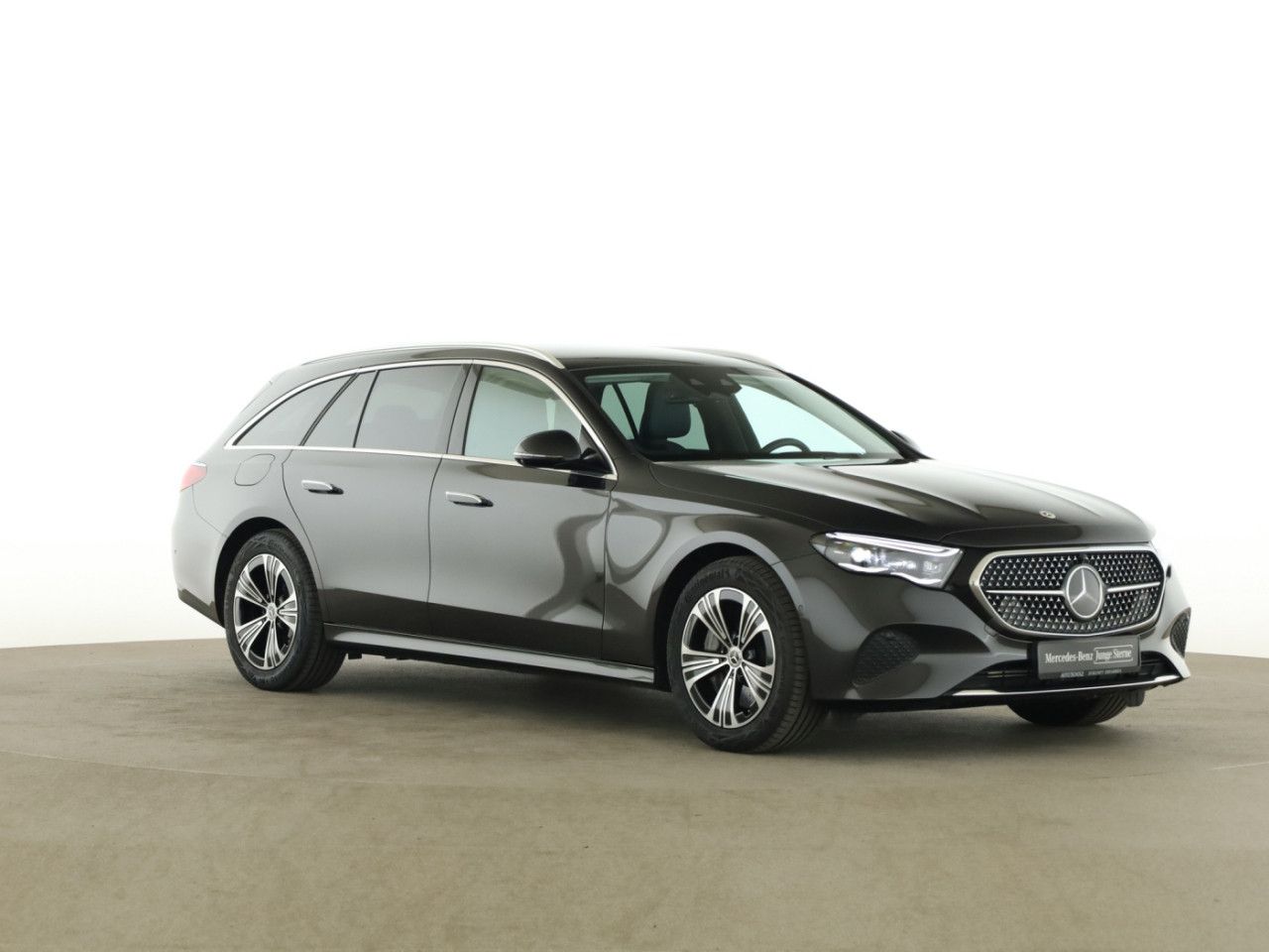 Mercedes-Benz E-Klasse – Bild 8