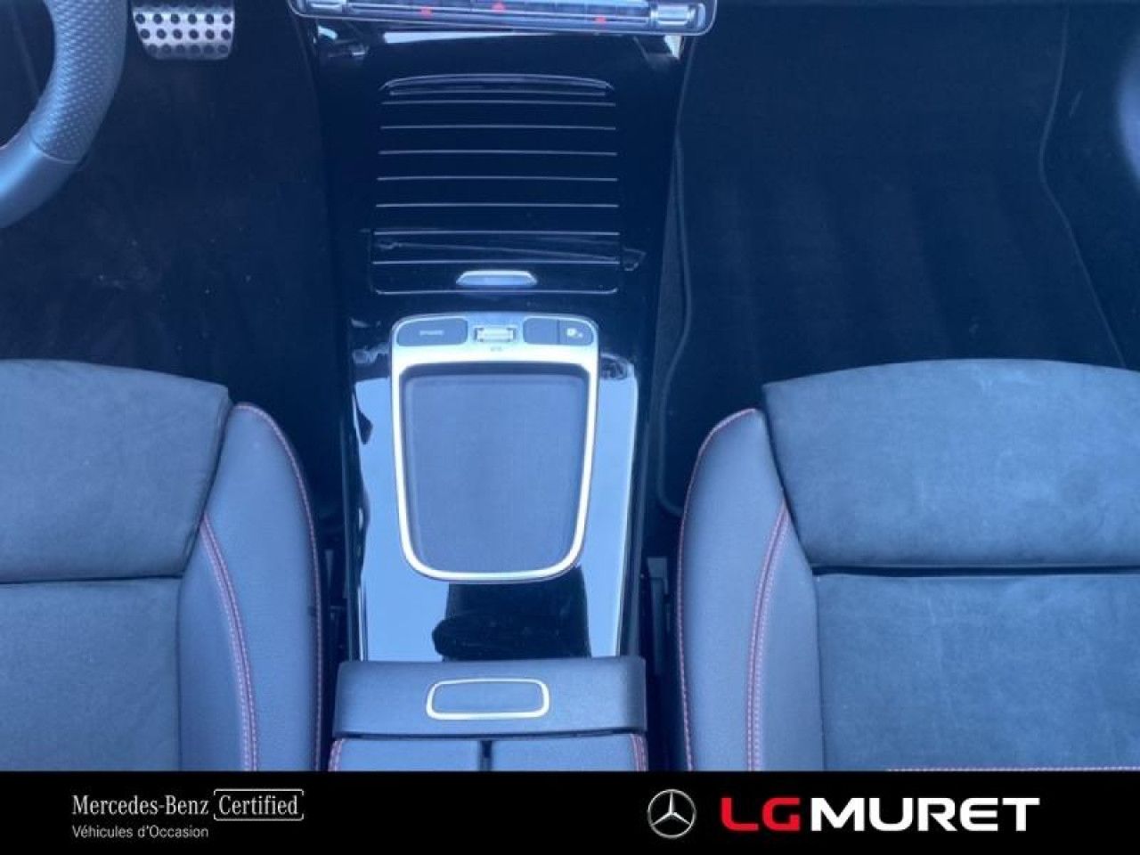 Photo du v&eacute;hicule 13 / 18