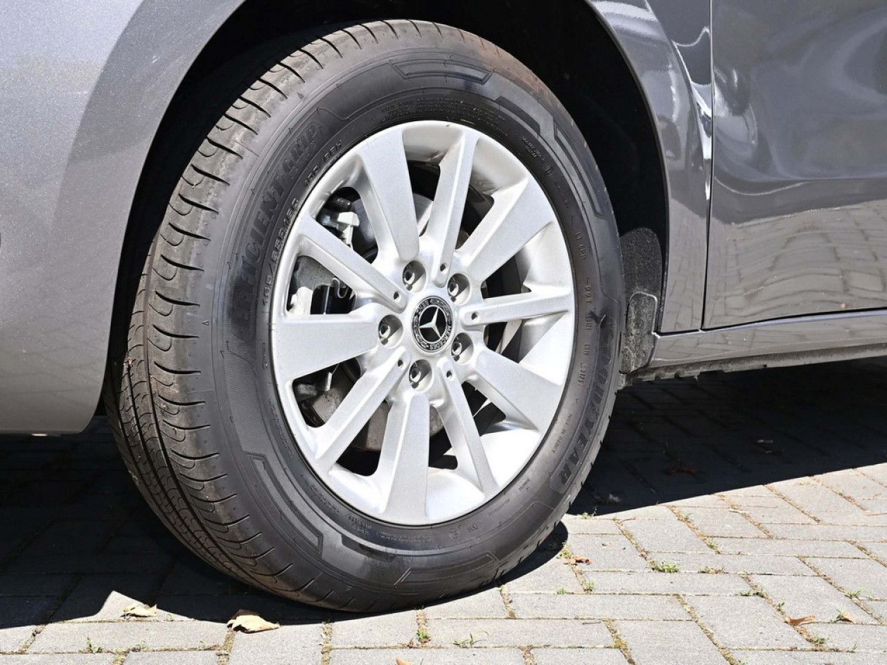 Mercedes-Benz EQT – Bild 9