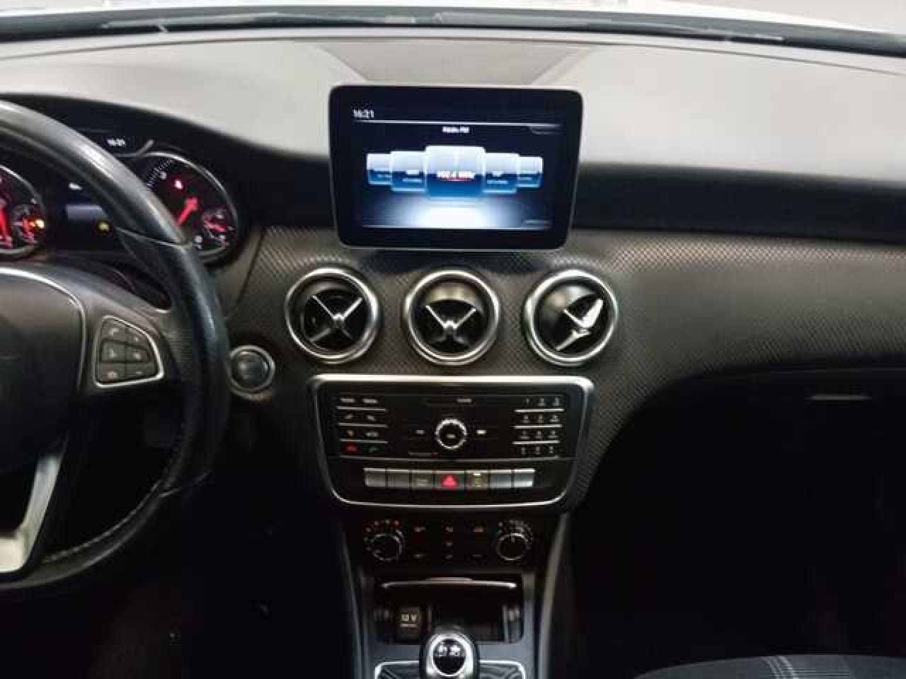 Imagem do veículo 7 / 15