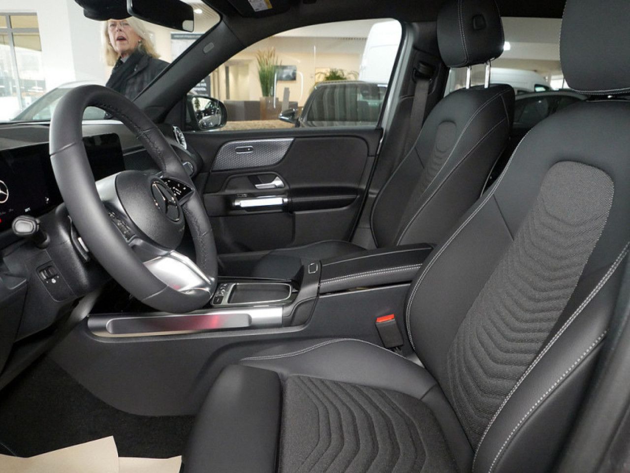 Mercedes-Benz GLB – Bild 12