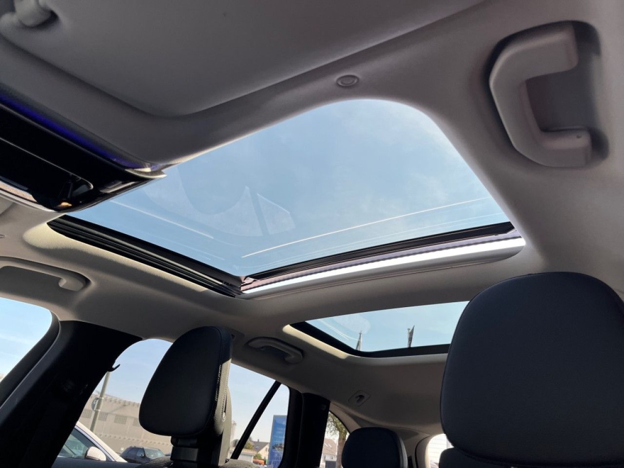 Mercedes-Benz C-Klasse – Bild 22