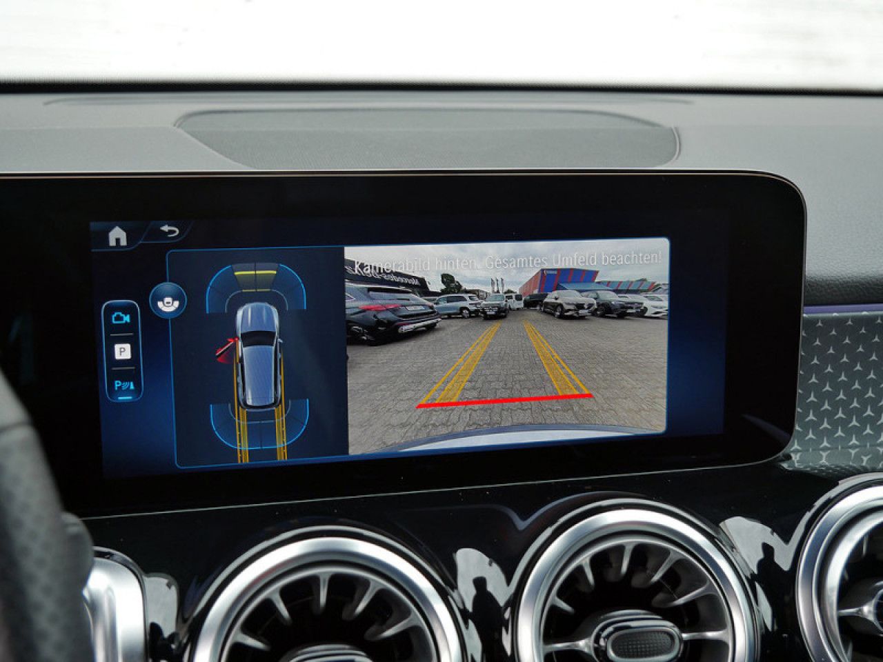 Mercedes-Benz GLB – Bild 15