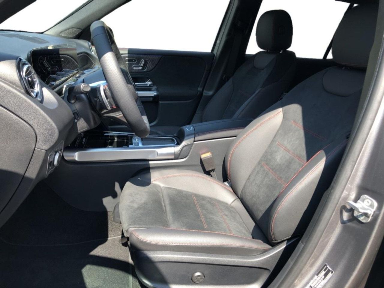 Mercedes-Benz GLB – Bild 5