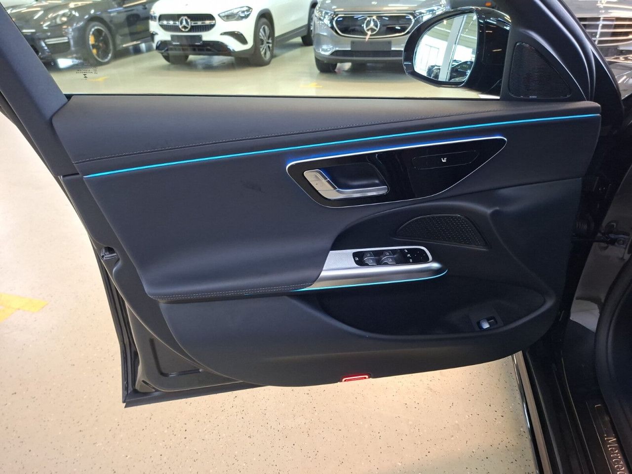 Mercedes-Benz E-Klasse – Bild 11