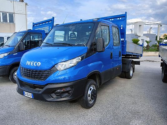 Vehicle image 14 / 14